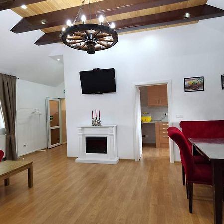 Apartament 2 Camere - Casa Divertis بوزاو المظهر الخارجي الصورة