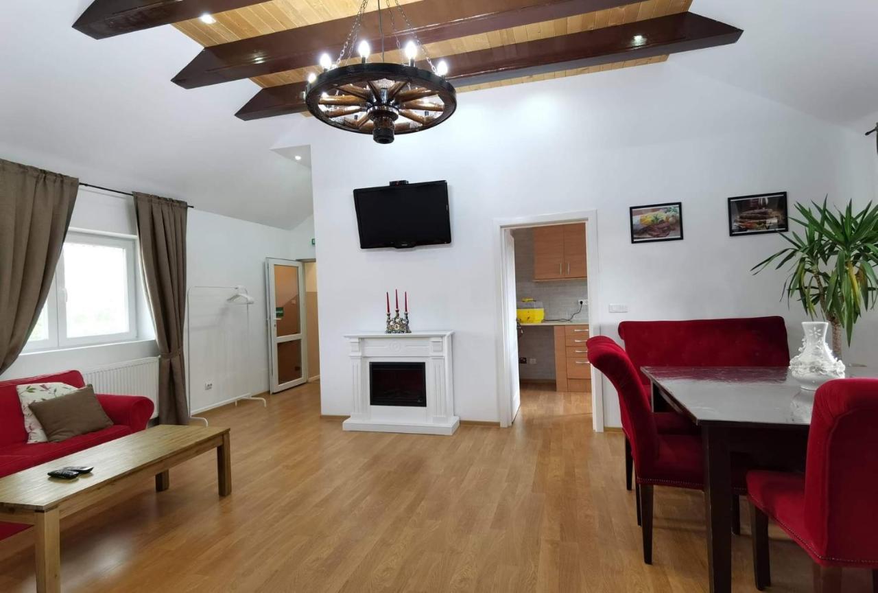 Apartament 2 Camere - Casa Divertis بوزاو المظهر الخارجي الصورة