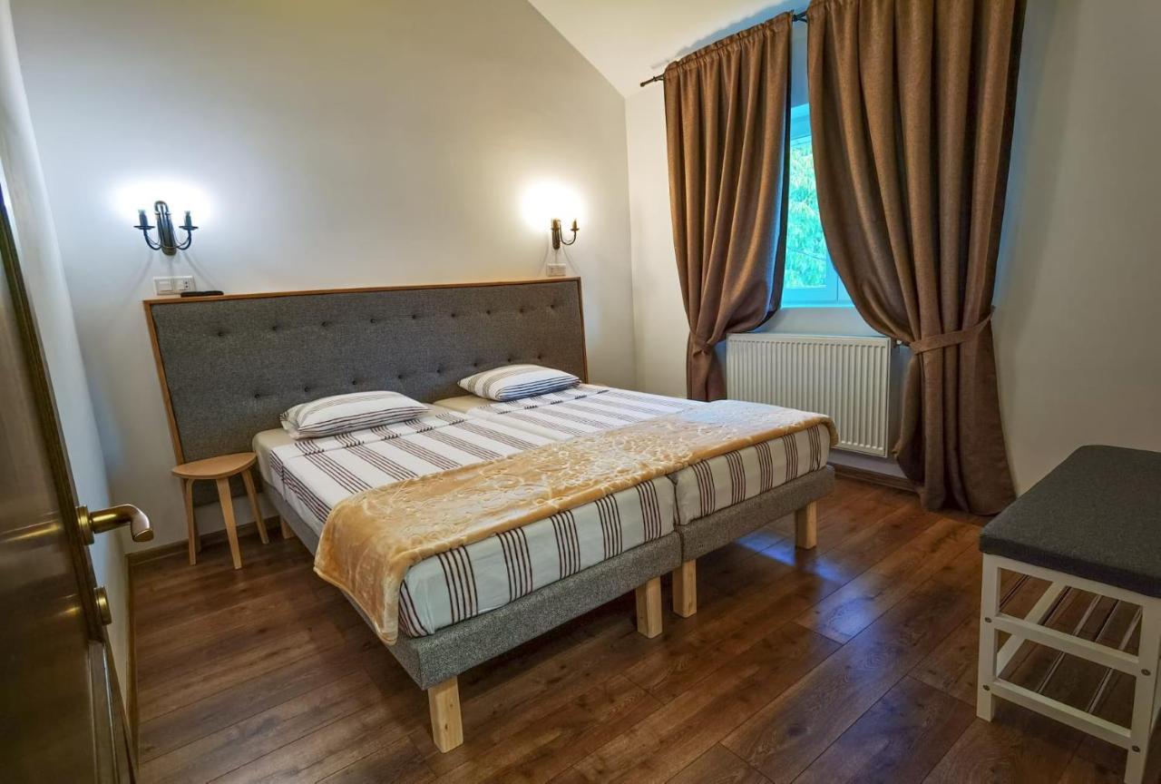 Apartament 2 Camere - Casa Divertis بوزاو المظهر الخارجي الصورة