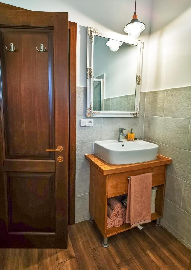 Apartament 2 Camere - Casa Divertis بوزاو المظهر الخارجي الصورة